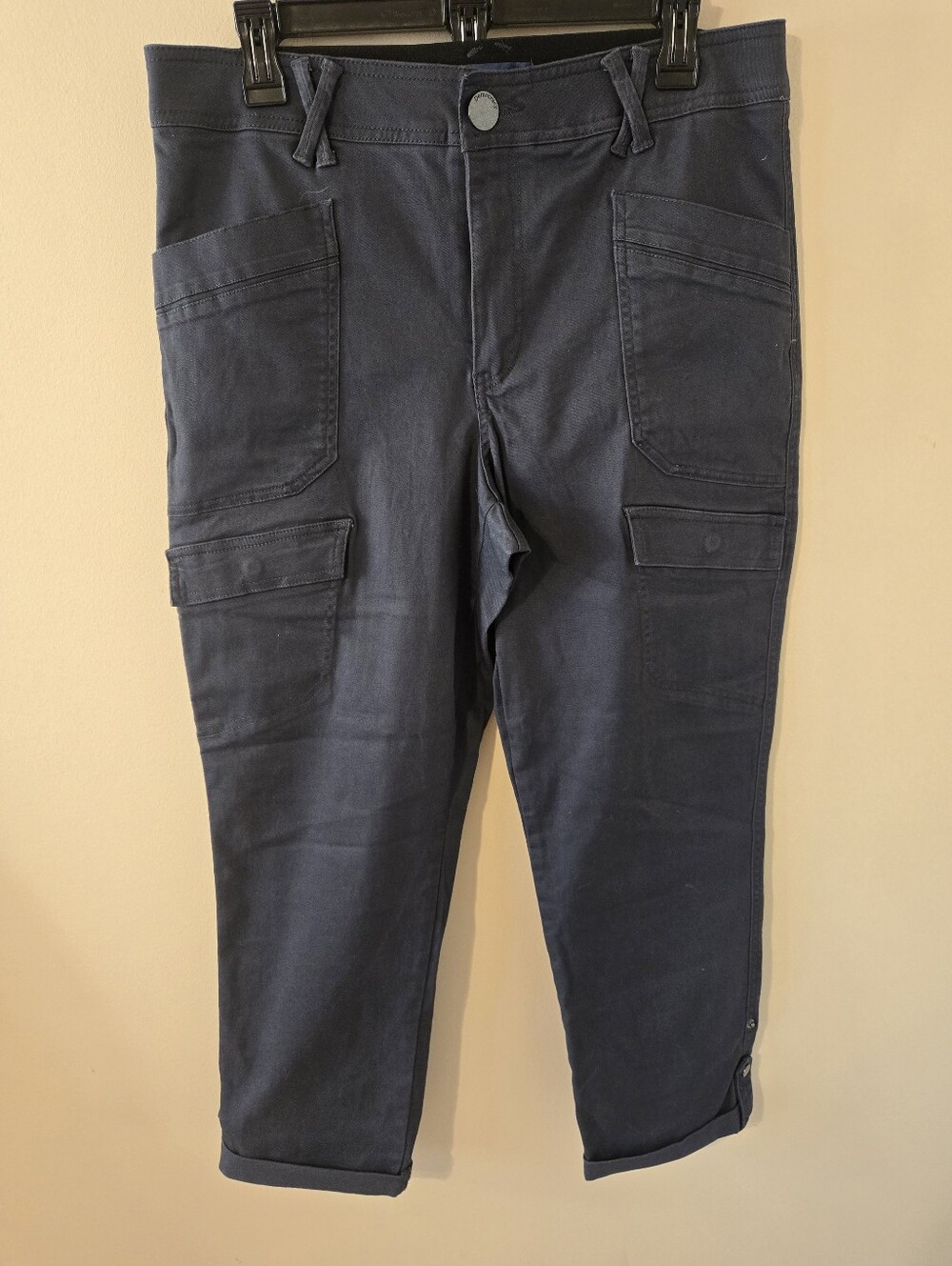 Democracy “Ab”solution Navy Cargo Capri Pants Women’s Size 12 Stretch Utility